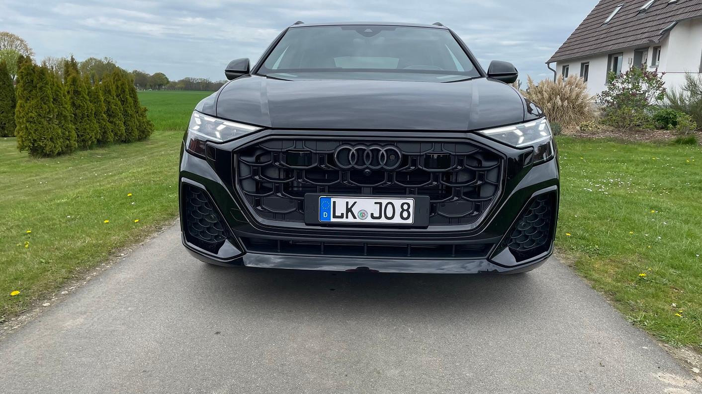 Audi Q8+S-LINE+OLED+LASER+23+B&O+CARBON-UVP.133Tsd.