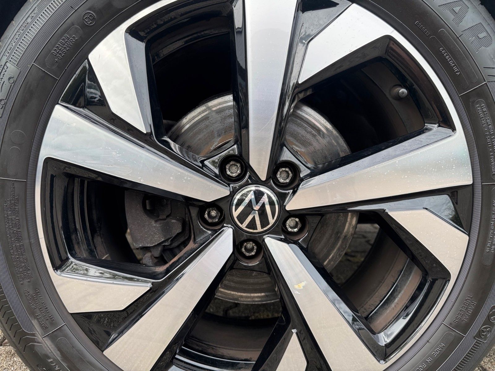 Fahrzeugabbildung Volkswagen Taigo Style 1.5 TSI