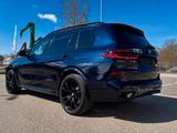 BMW X7 xDrive40d - M-Pro/SkyLou/AHK/Massa./Stdhzg/HK - BMW X7 von privat