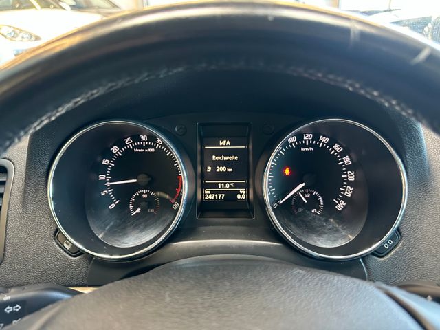 MYAUTOCENTER – Gebraucht- und Jahreswagen mit Werkstattservice in Pfaffenhofen Skoda Yeti Ambition Plus Edition 4x4 *1.HAND*AHK*XENON