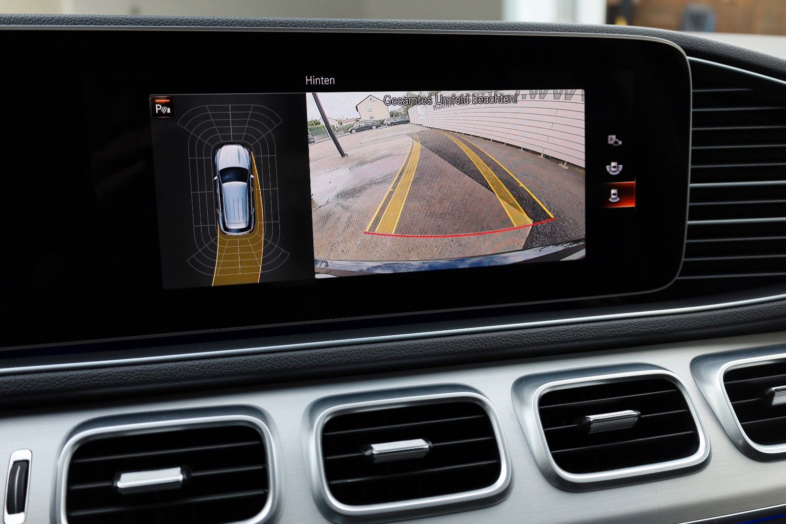 Fahrzeugabbildung Mercedes-Benz GLE 350 e 4Matic,Leder,Navi,LED,SH,Kamera