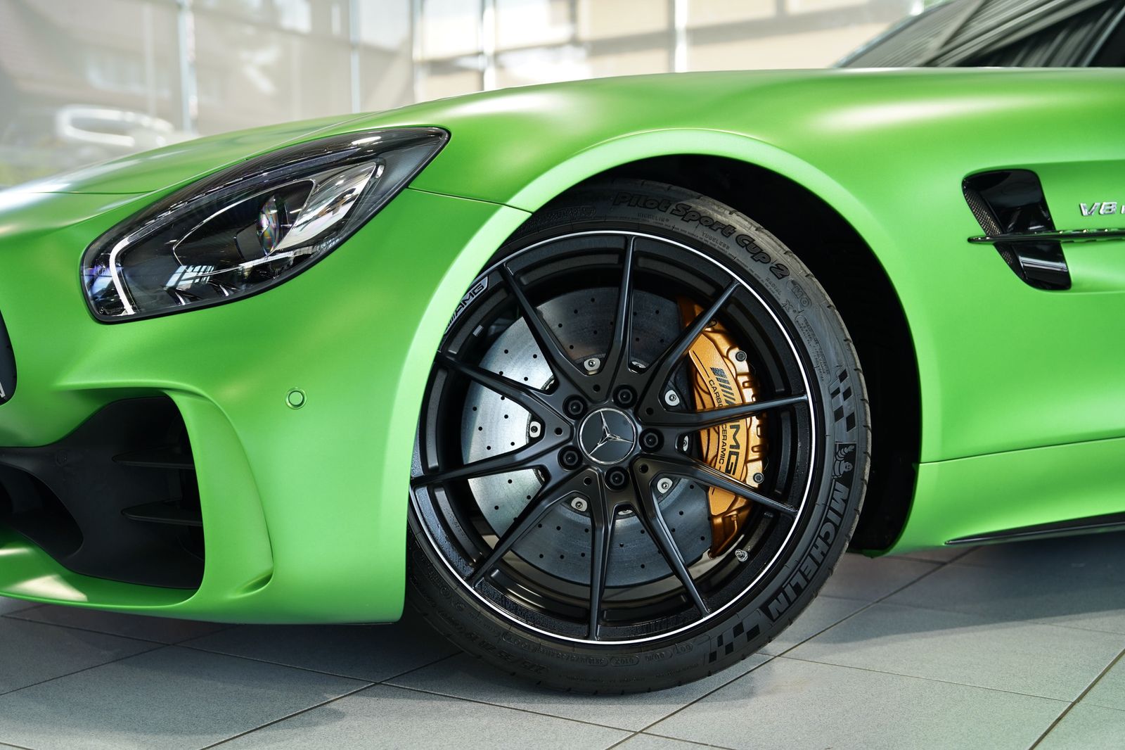 Mercedes Benz Amg Gt R