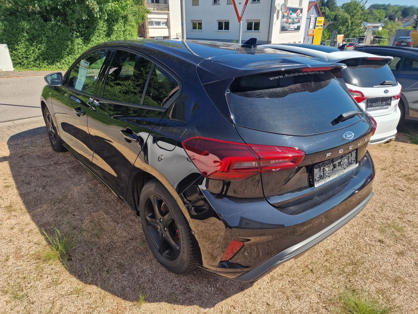 Fahrzeugabbildung Ford Focus ST-Line X Navi Digitales Cockpit LED Blend