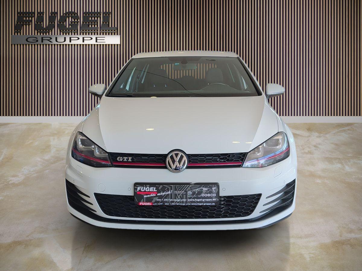 Volkswagen Golf 7 GTI 220 ch • 5 portes • Boîte manuelle 6 • GPS • Xénon • 18"