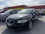Volvo VOLVO V50 D2 R-design - Volvo V50: R Design