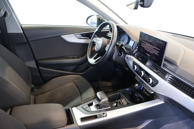 Audi A4 Avant 35 TFSI CARPLAY+FRONT+KEY+LED+17"
