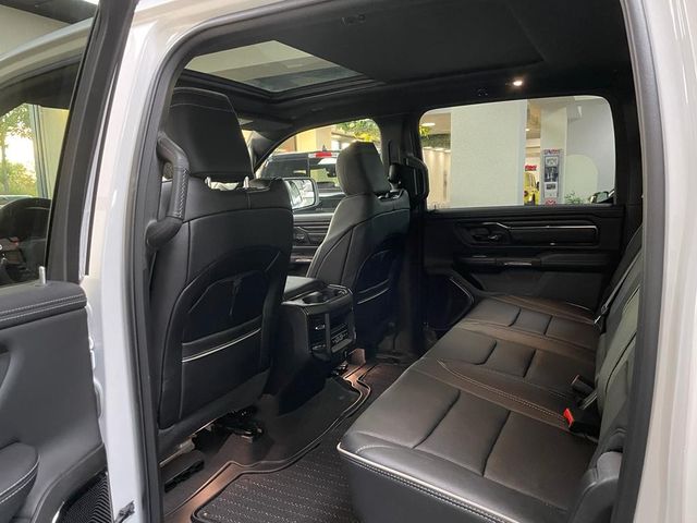 Fahrzeugabbildung Dodge LIMITED NIGHT EDITION-HUD-TAILGATE-SOFORT!!!