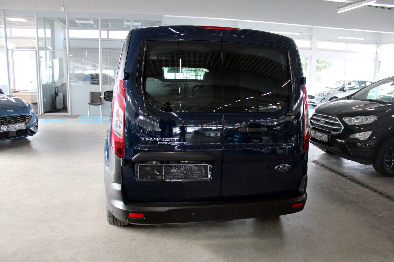 Fahrzeugabbildung Ford Transit Connect KASTEN 2x Schiebetür + PDC