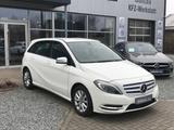 Mercedes-Benz B 180 Navi Xenon PDC Tempomat Alu EU6 - Mercedes-Benz B 180 Gebrauchtwagen in Bremen