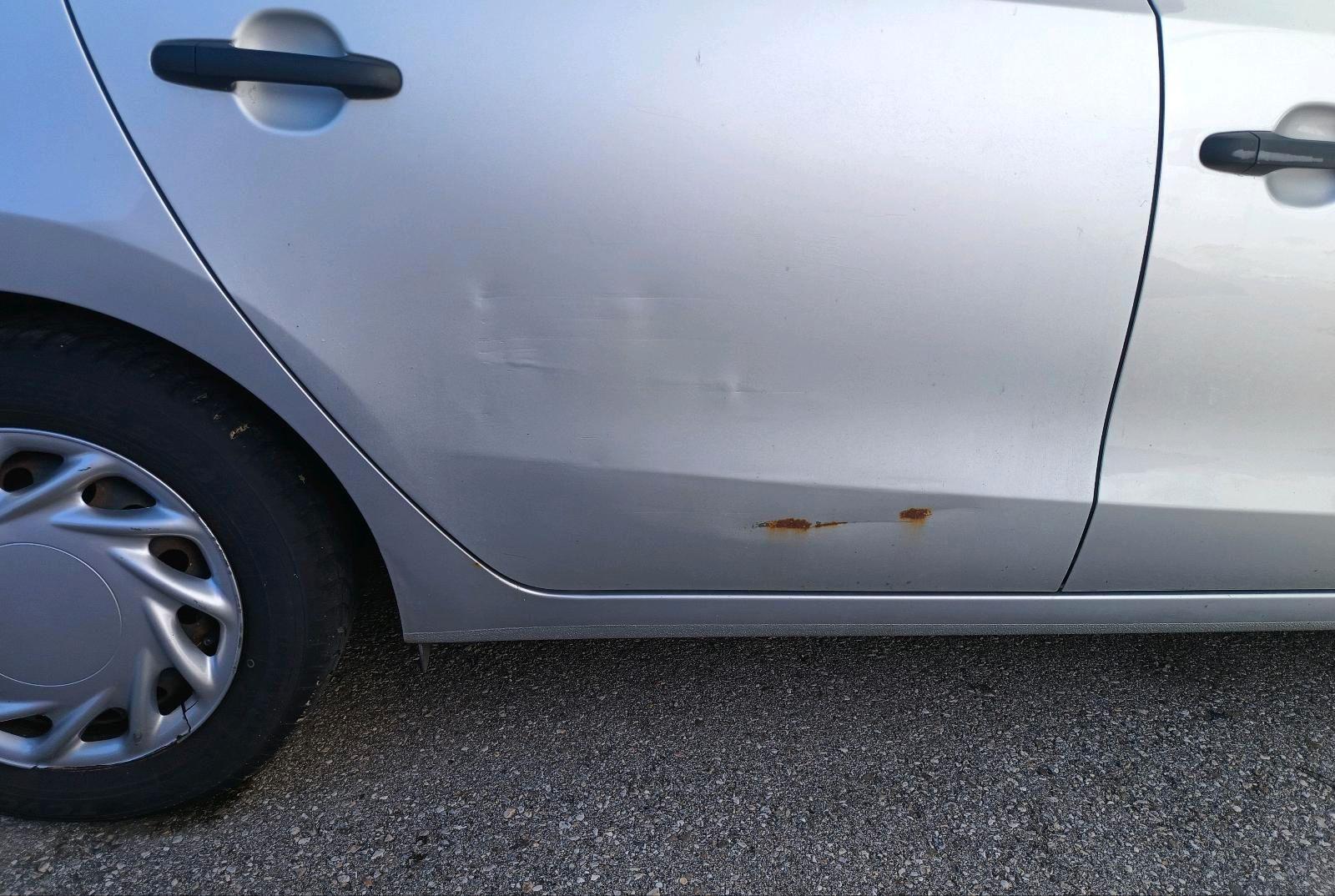 Hyundai i30 2010 — photo 10