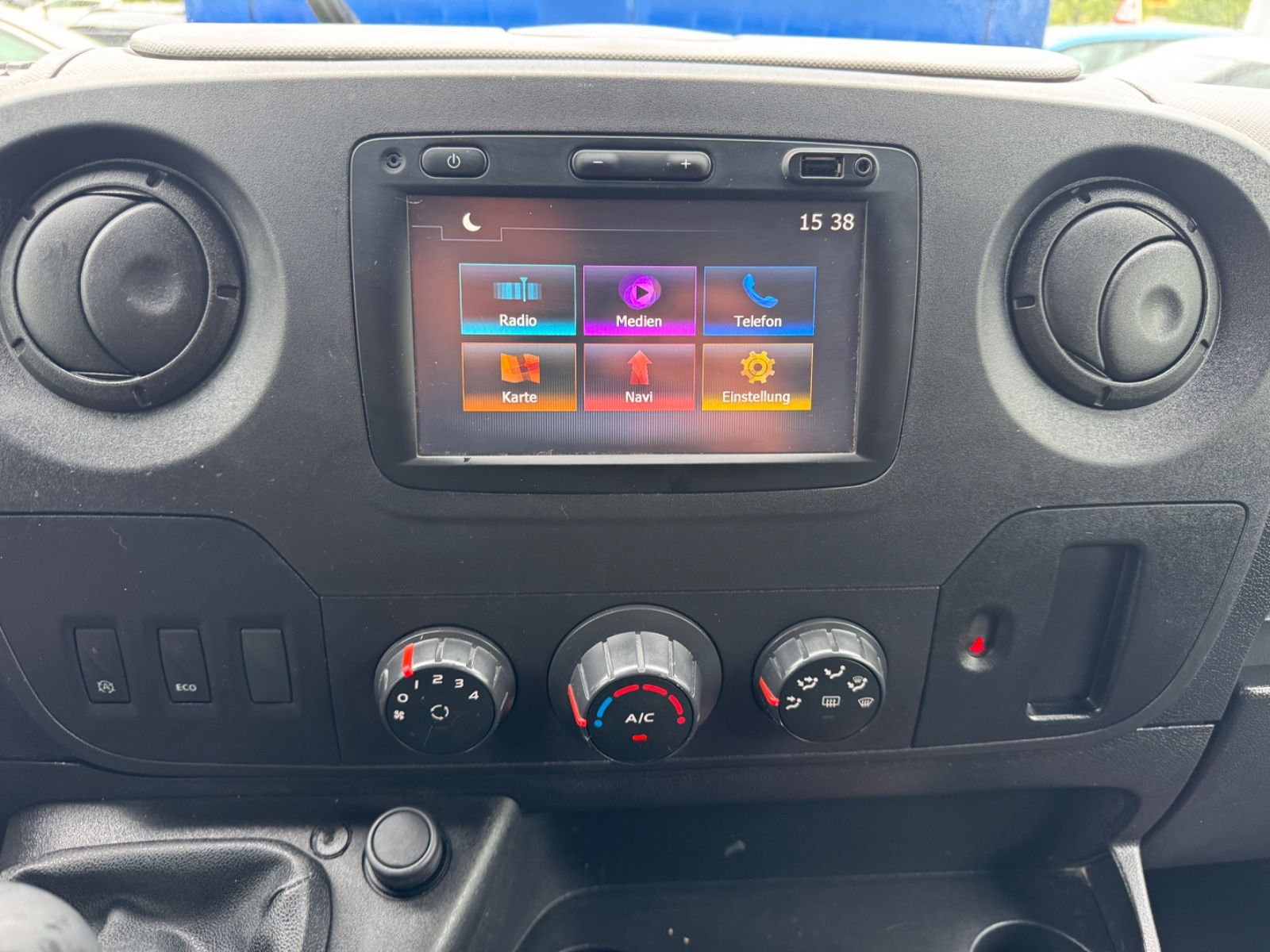 Fahrzeugabbildung Renault Master III Kasten L2H2 HKa 3,3t Klimaanlage