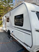 Fendt Apero 495 SKM - Wohnwagen neuwertig 