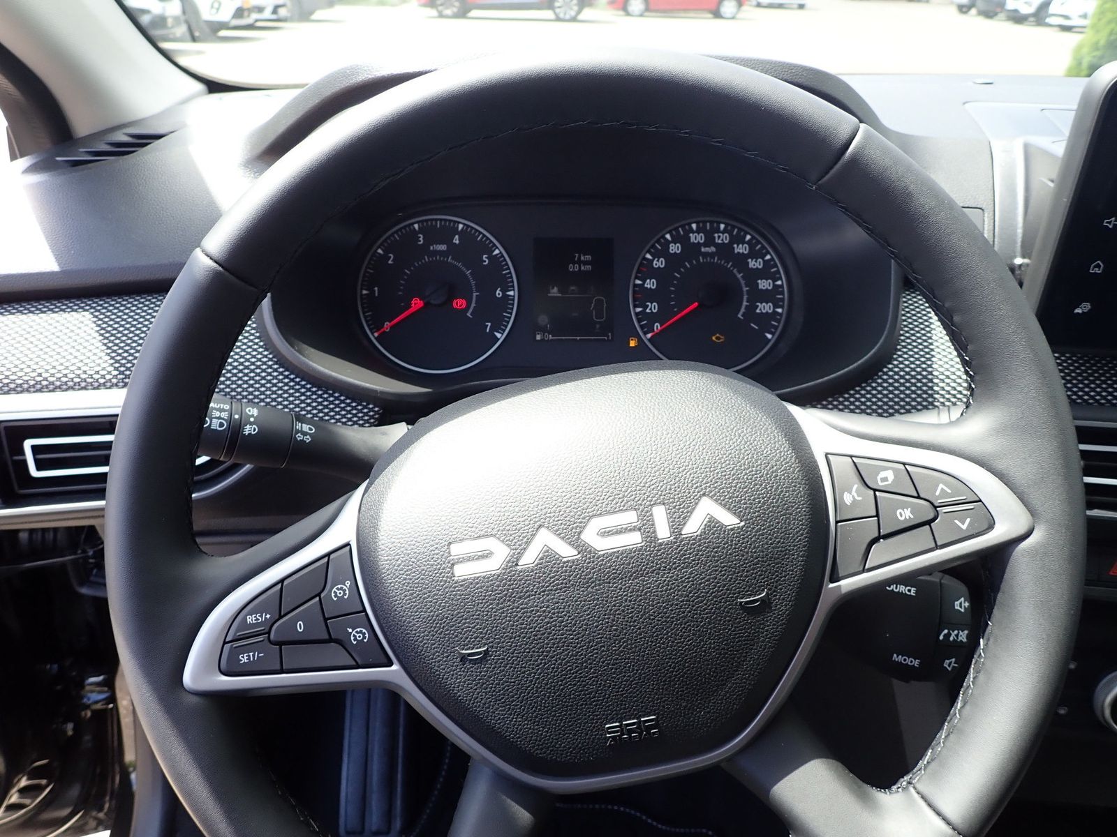 Fahrzeugabbildung Dacia Sandero Journey TCe 90