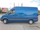 Mercedes-Benz Sprinter , Automatik, blau metallic 