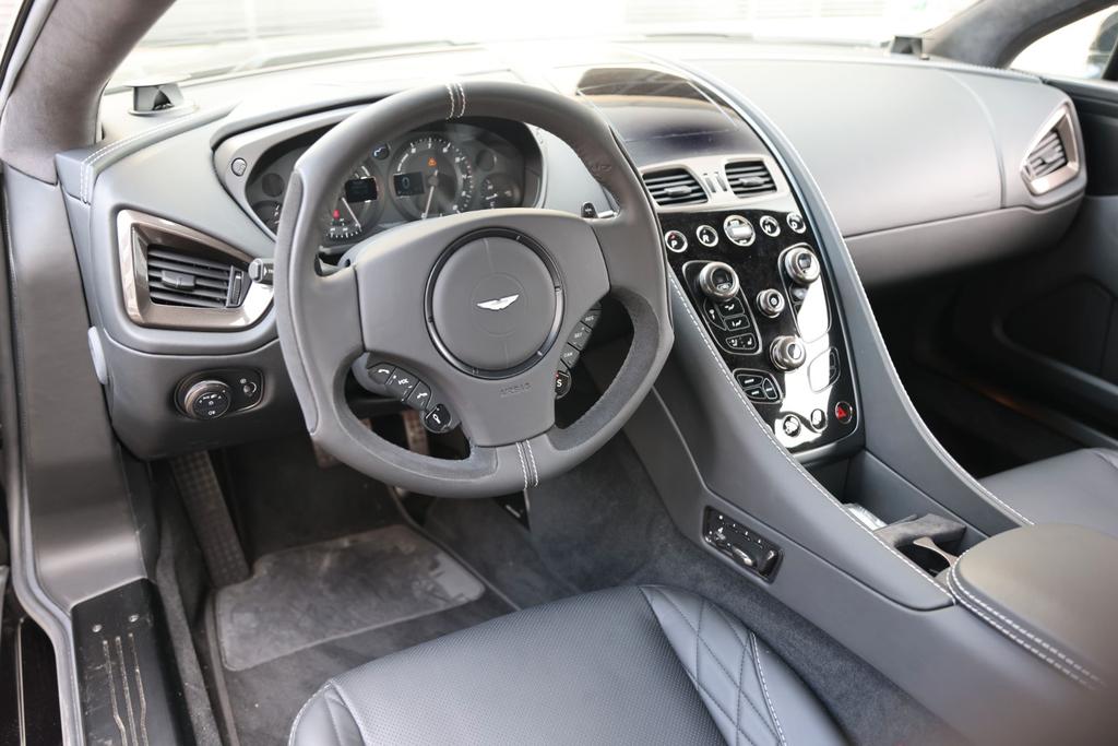 Aston Martin Vanquish