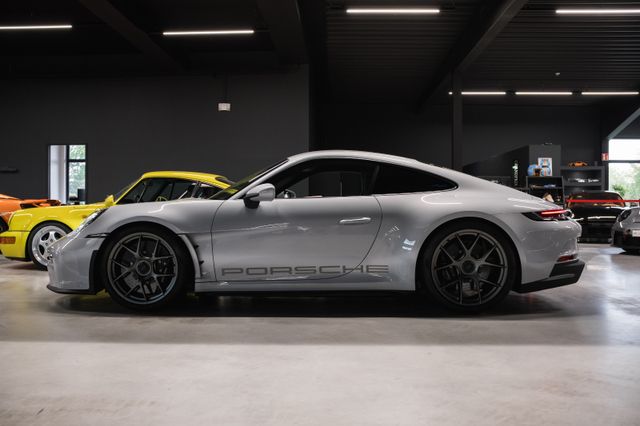 Porsche 992/911 S/T - Lift - 90Ltr.Tank - BOSE - RKamera