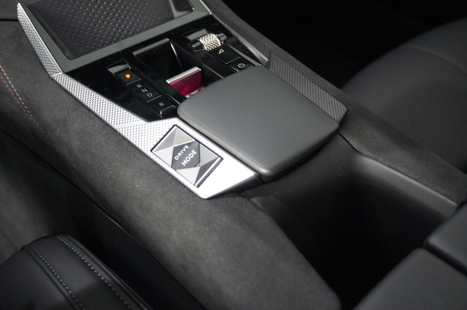 DS Automobiles DS4 DS 4 E-Tense PERFORM. LINE PHEV NAVI/LED/DAB