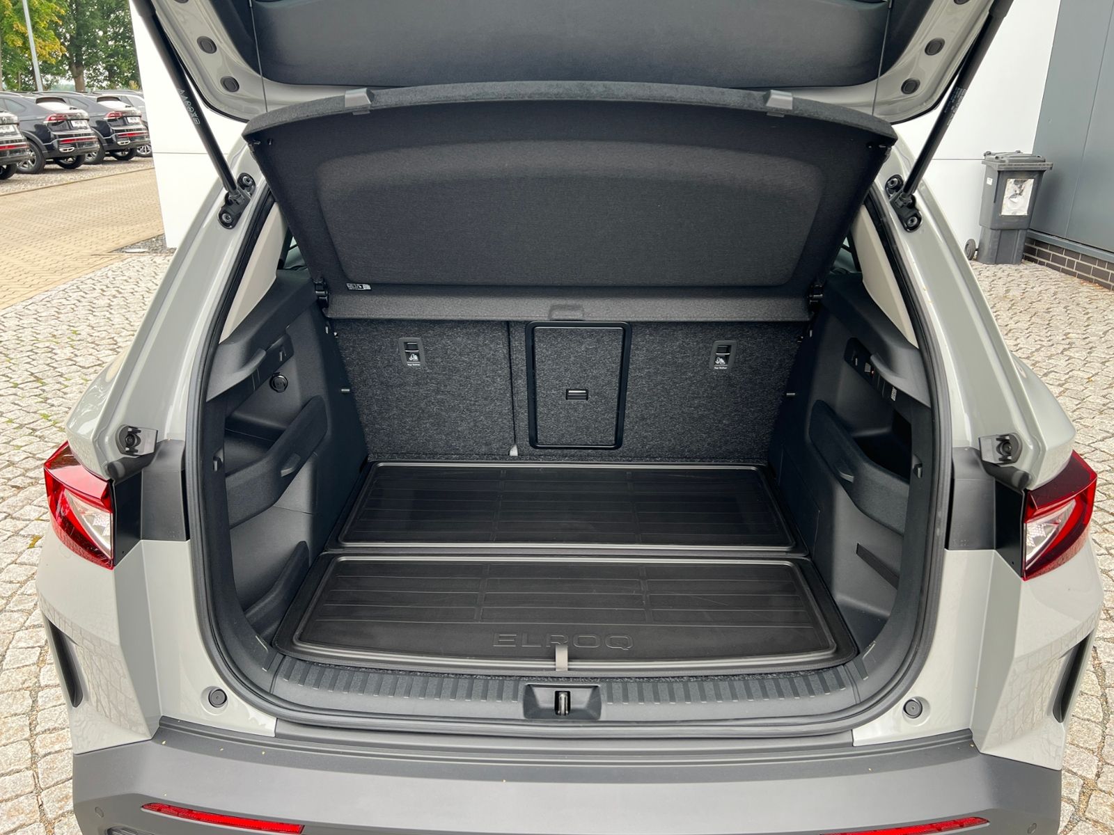 Fahrzeugabbildung SKODA Elroq 60 *AHK, Navi, KESSY*
