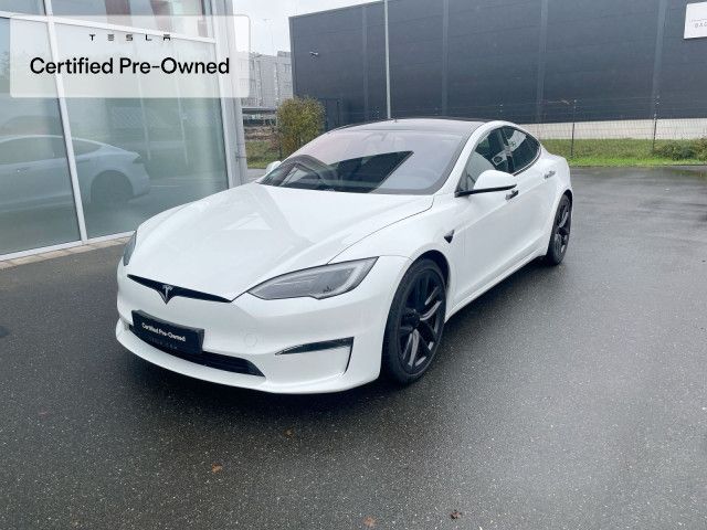 Tesla Model S AWD