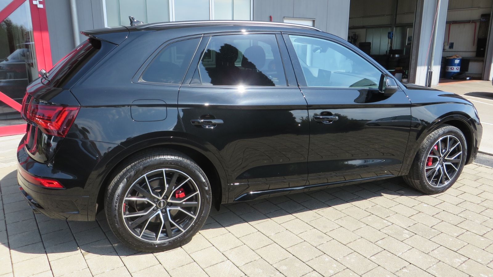 Audi SQ5 black AHK Kamera Voll foto 12