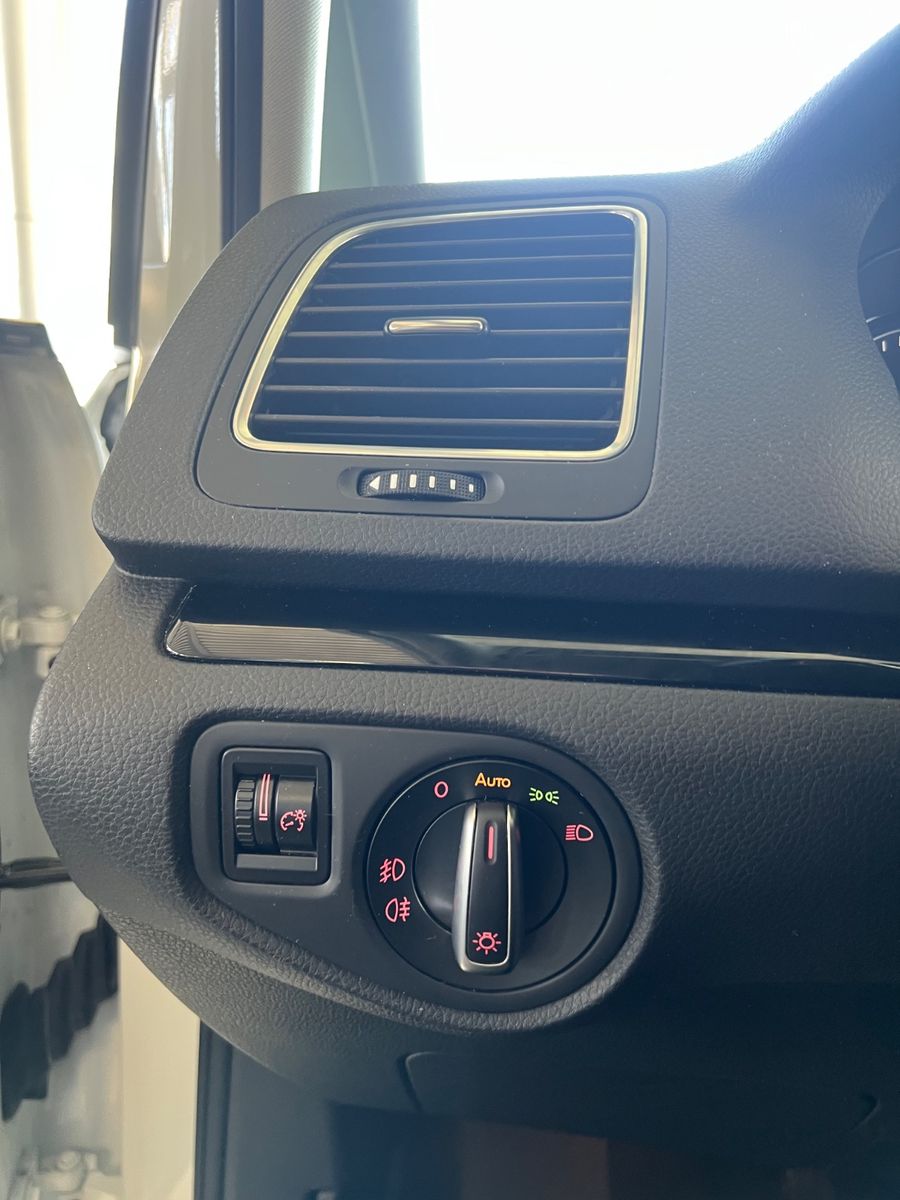 Fahrzeugabbildung SEAT Alhambra 2.0 TDI FR-Line * 7.SITZER *