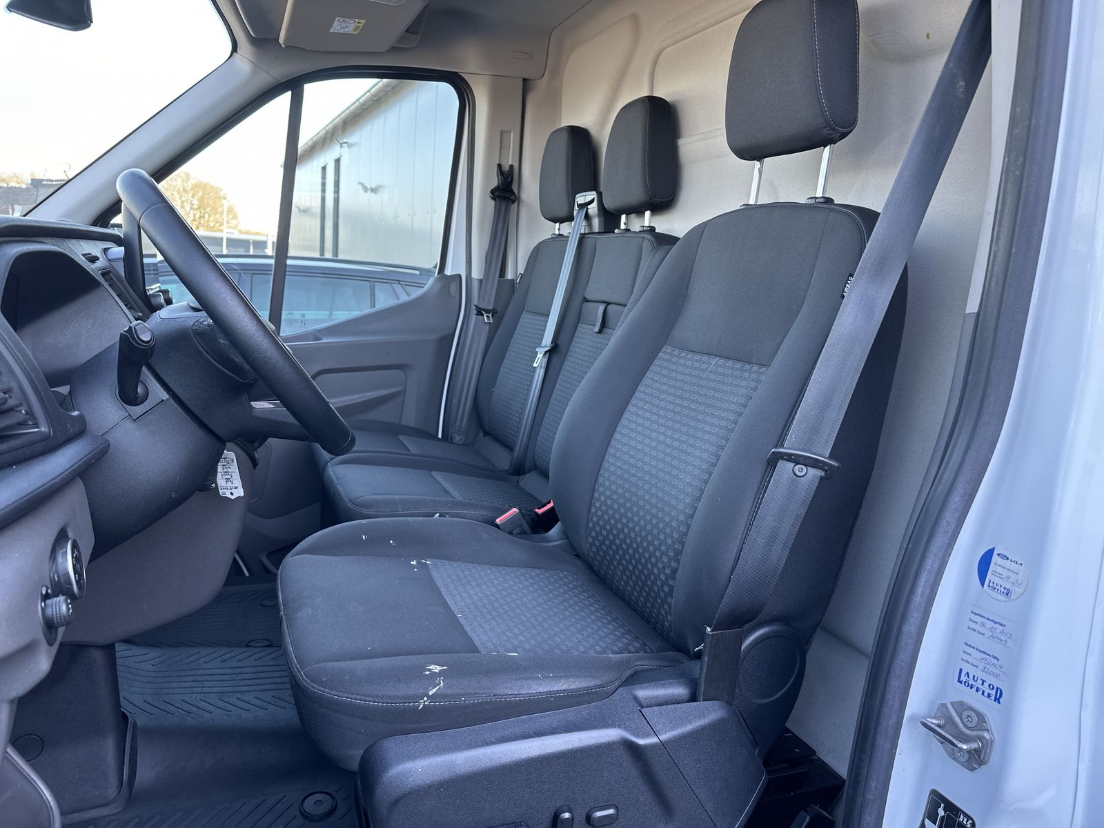 Fahrzeugabbildung Ford Transit 350 L3 NAV+KAMERA+CARPLAY+TEMPO+SHZ+1HD