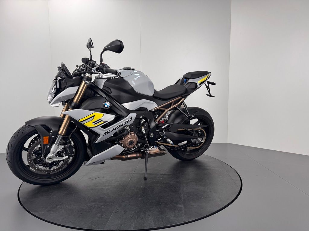Fahrzeugabbildung BMW S1000 R *TOP-ZUSTAND *SCHMIEDERÄDER