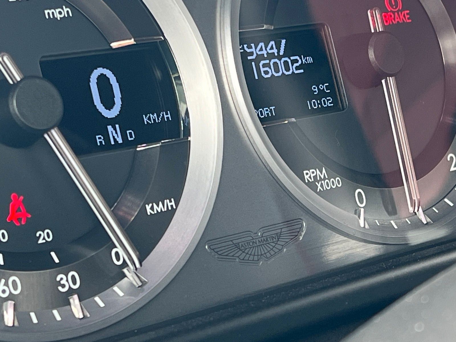 Fahrzeugabbildung Aston Martin V8 Vantage Coupe*RFK nur 18TKM*wie NEU