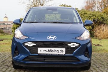 Hyundai i10 1.0AUT-NAVI-KLIMA-KAMERA-TEMPOMAT-KAMERA-PDC