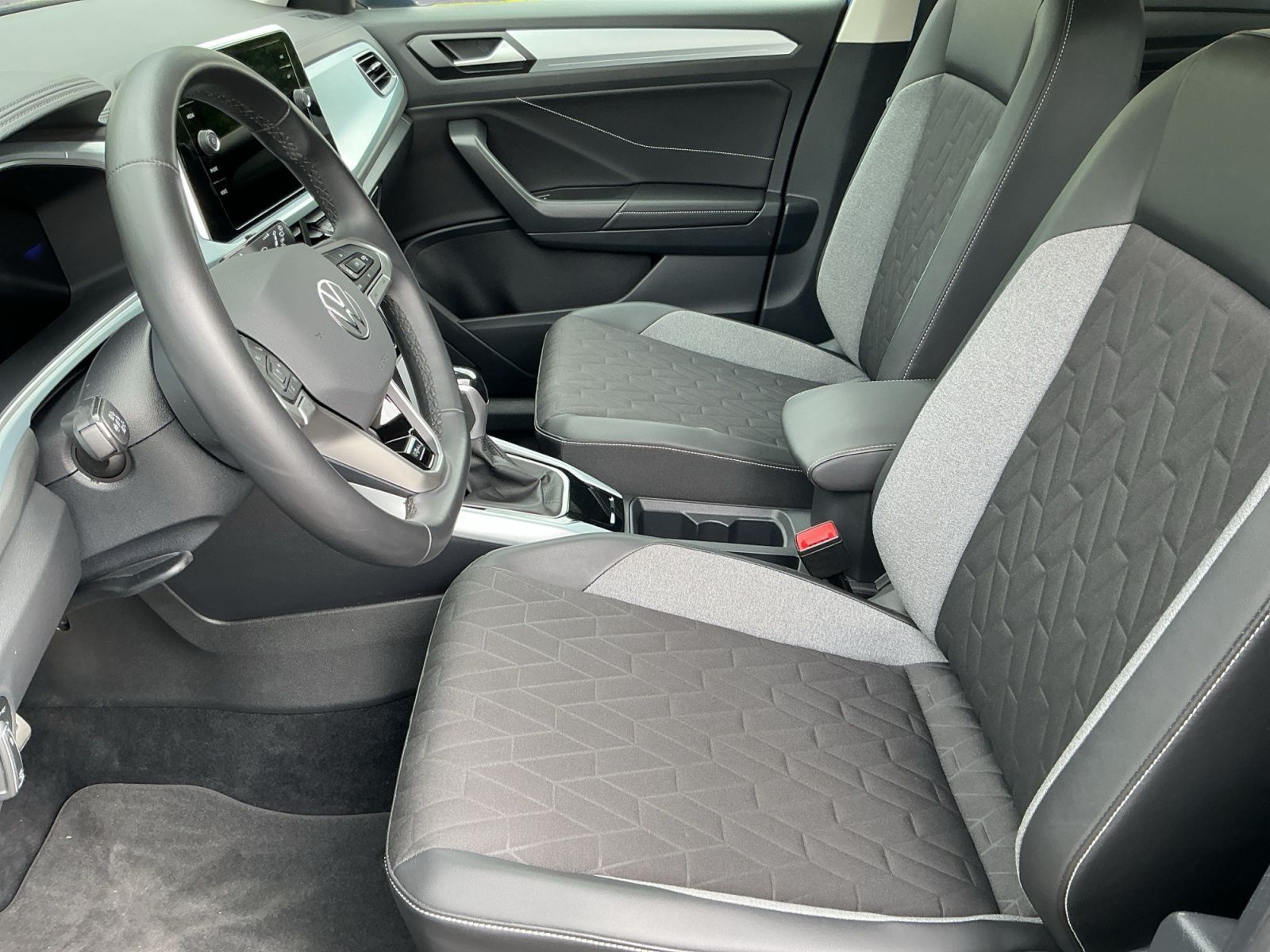 Volkswagen T-Roc - Bild 12