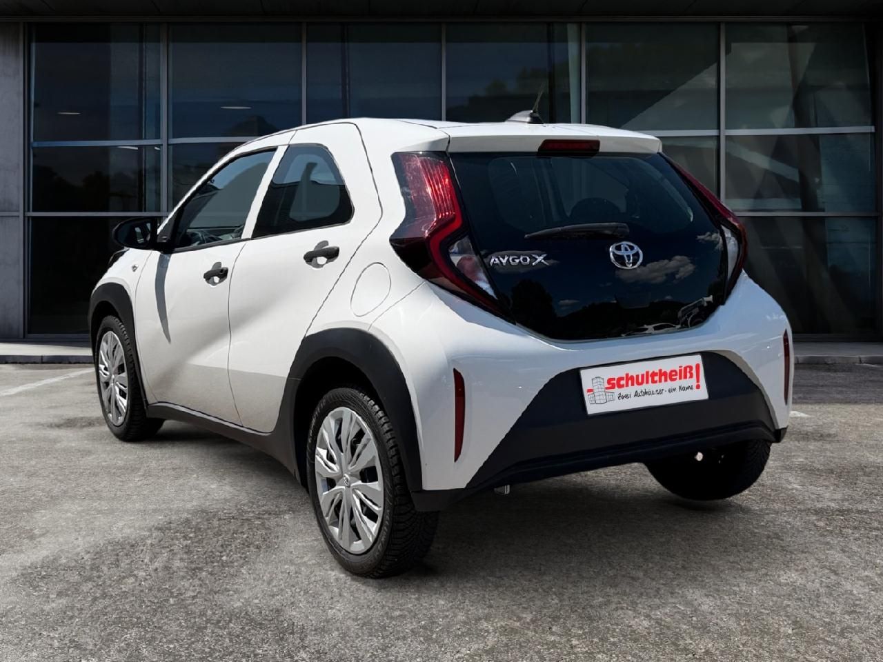 Fahrzeugabbildung Toyota Aygo X Basis