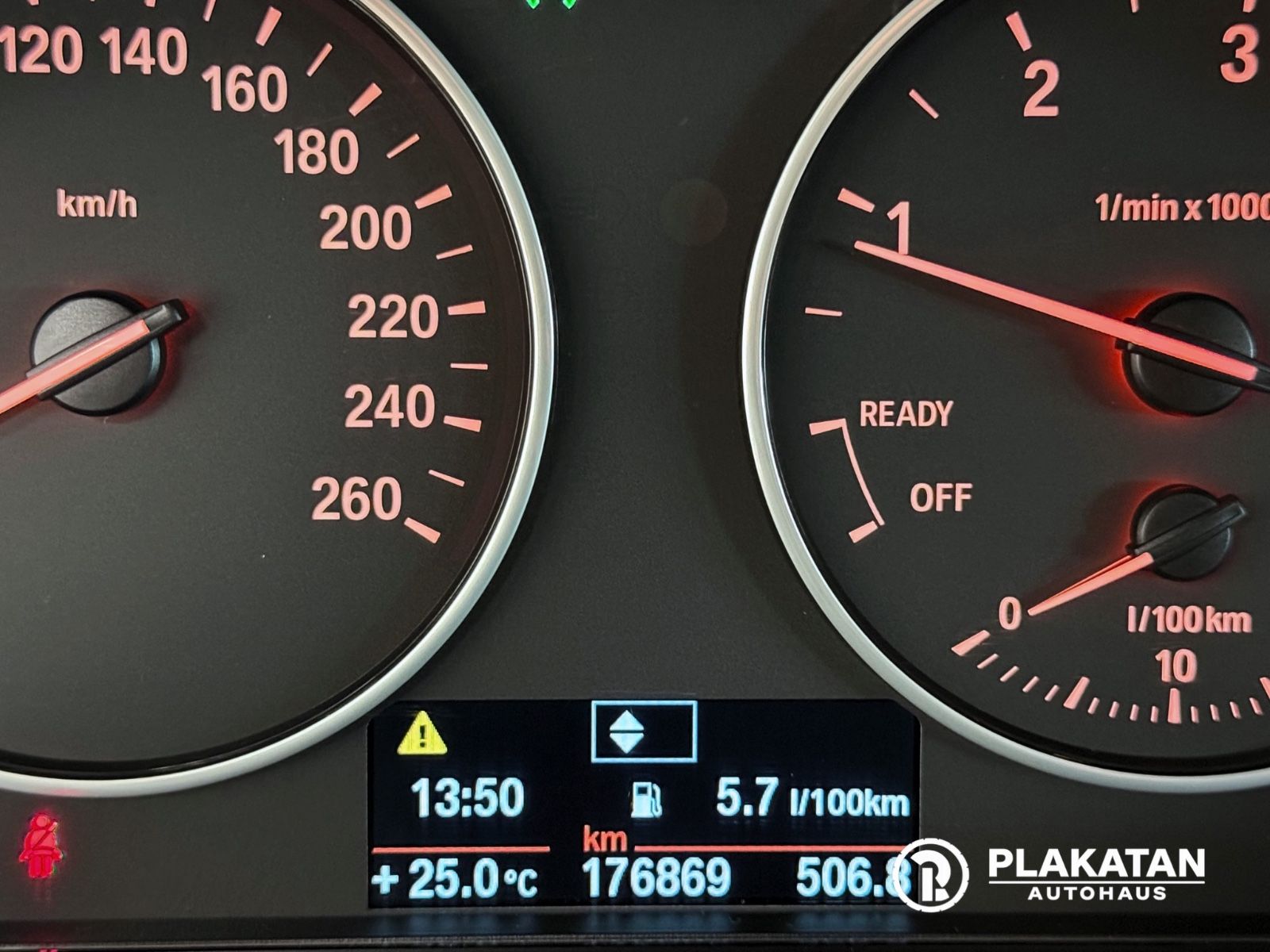 Fahrzeugabbildung BMW 318d Touring Leder Navi Bi-Xenon