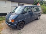 Volkswagen T4 Caravelle 2.5 Automatik Standard - Volkswagen T4 Caravelle mit Benzin-Antrieb: Automatik