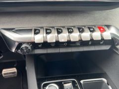 Foto Nummer 18: PEUGEOT 3008