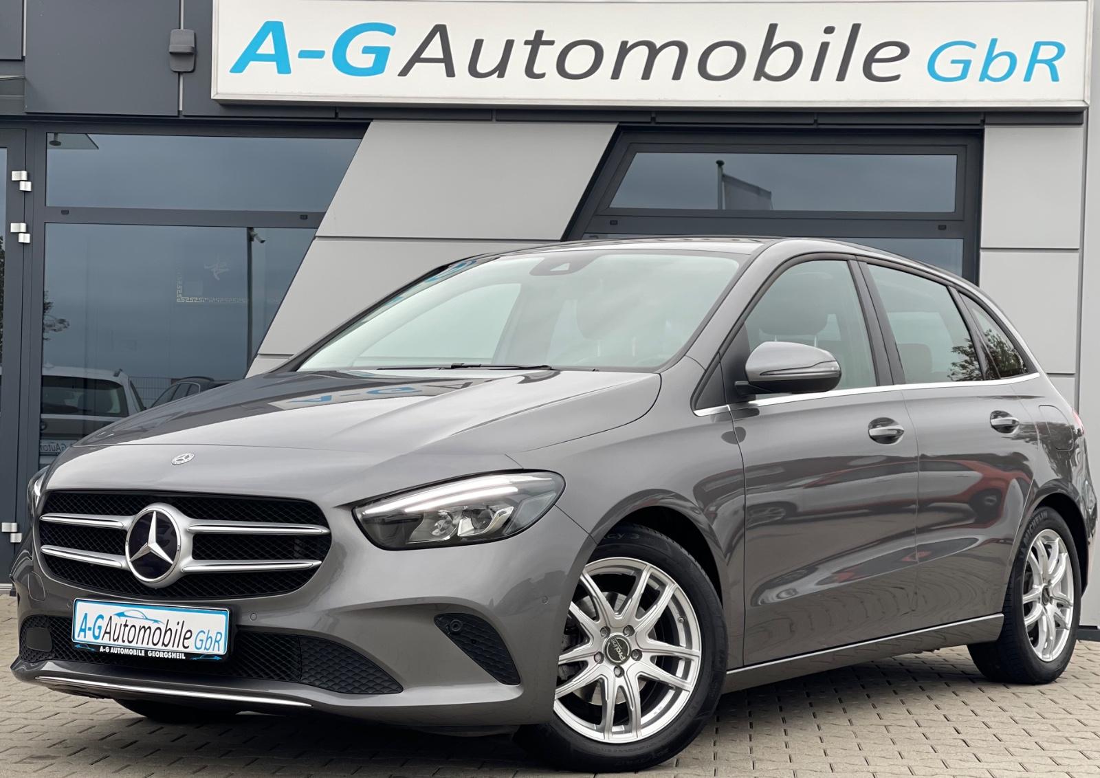 Mercedes-Benz B 180 Style Automatik NUR 46 TKM AHK LED KAMERA