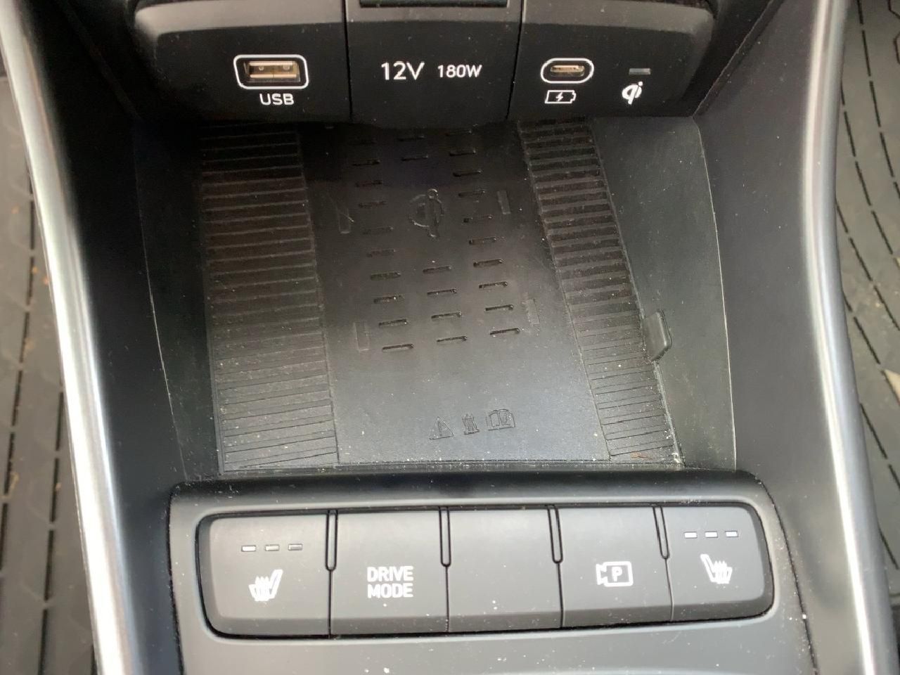 Fahrzeugabbildung Hyundai BAYON 1,0 Trend