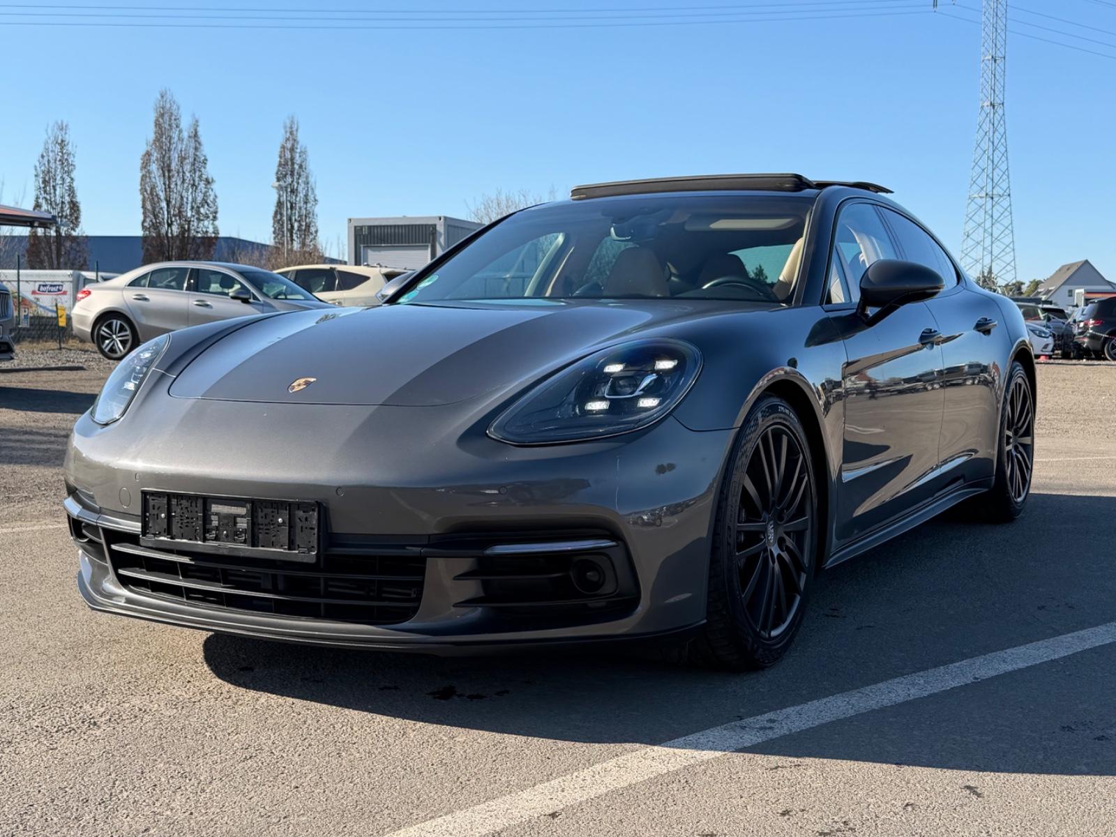 Porsche Panamera 4 PANO/KAMERA/KLAPPEN.AUS/APROV