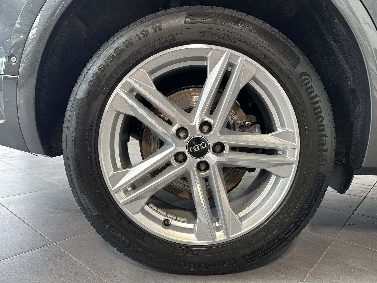 Fahrzeugabbildung Audi Q5 40 TDI S-Line Qu NAV+MATRIX+ACC+AHK+STHZG+VC