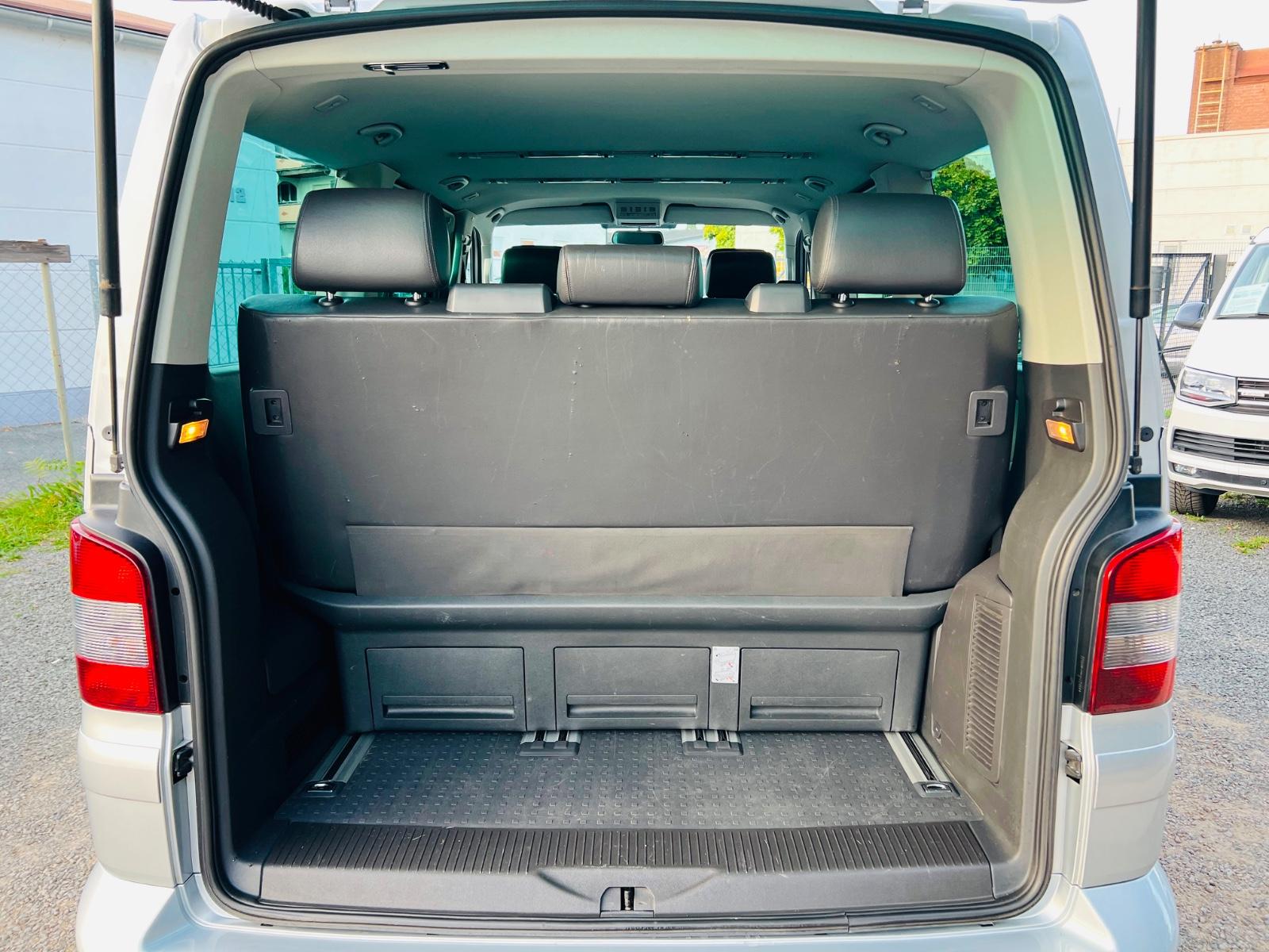 VOLKSWAGEN T5 MULTIVAN UNITED 2.5 TDI 174ch 4MOTION - 7 PLACES - 2 PORTES COULISSANTES ÉLECTRIQUES - ALCANTARA/CUIR - GPS - CHAUFFAGE AUXILIAIRE