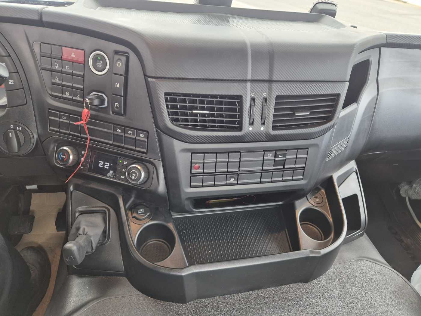 Fahrzeugabbildung Iveco X-Way AD280X46Y/PS ON 6x2 Palfinger PHT20SLD5