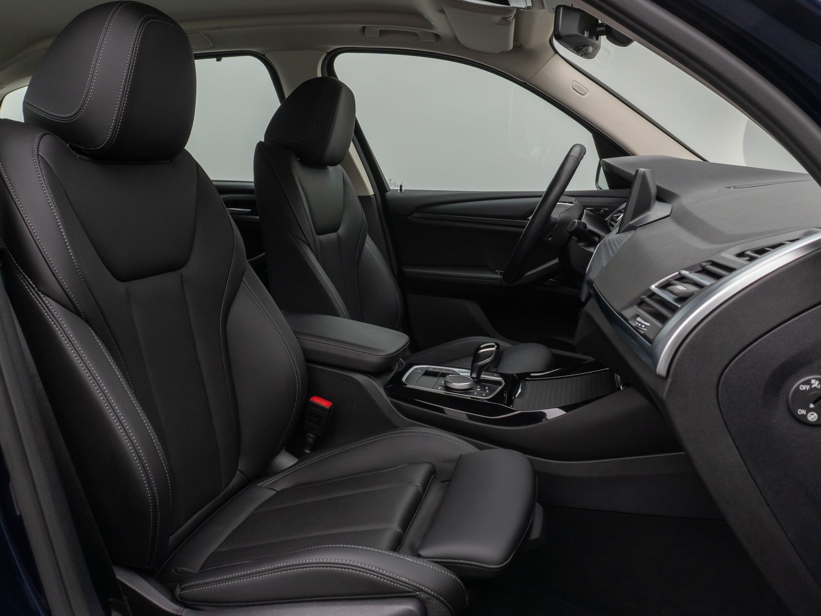 Fahrzeugabbildung BMW X3 xD20d Kamera DAB HiFi Lenkrhz AHK Alarm Sport