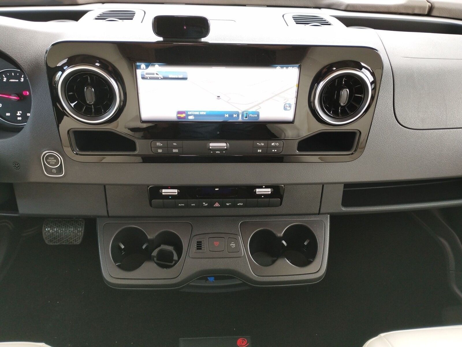 Fahrzeugabbildung Eura Mobil Integra Line GT IL 726 QF Mondial+, Mark.,170PS