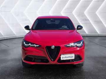 Alfa-Romeo Stelvio - 2