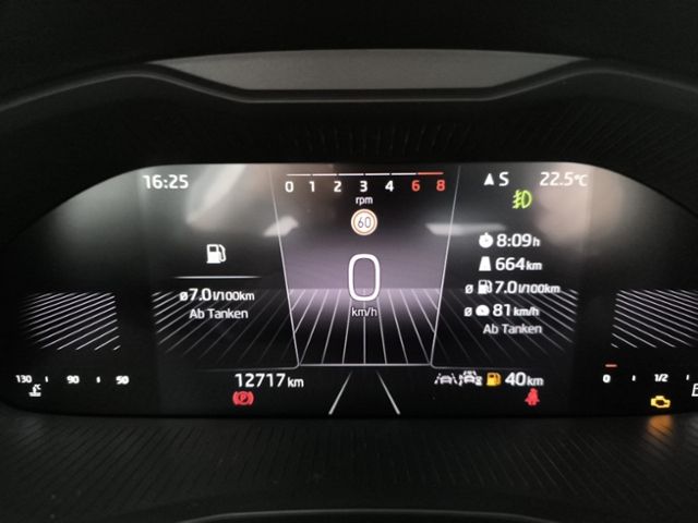 Fahrzeugabbildung SKODA Kamiq 1.0 TSI Essence LED GRA SITZHZG SPURASSIST