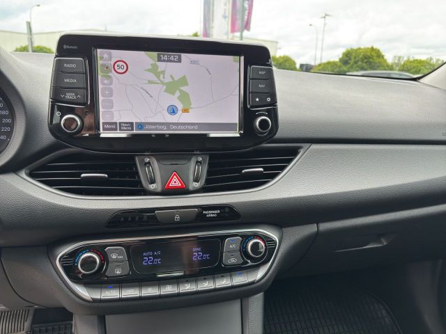 i30 Fastback 1.4 T-GDI Style+Navi+Sitzh.
