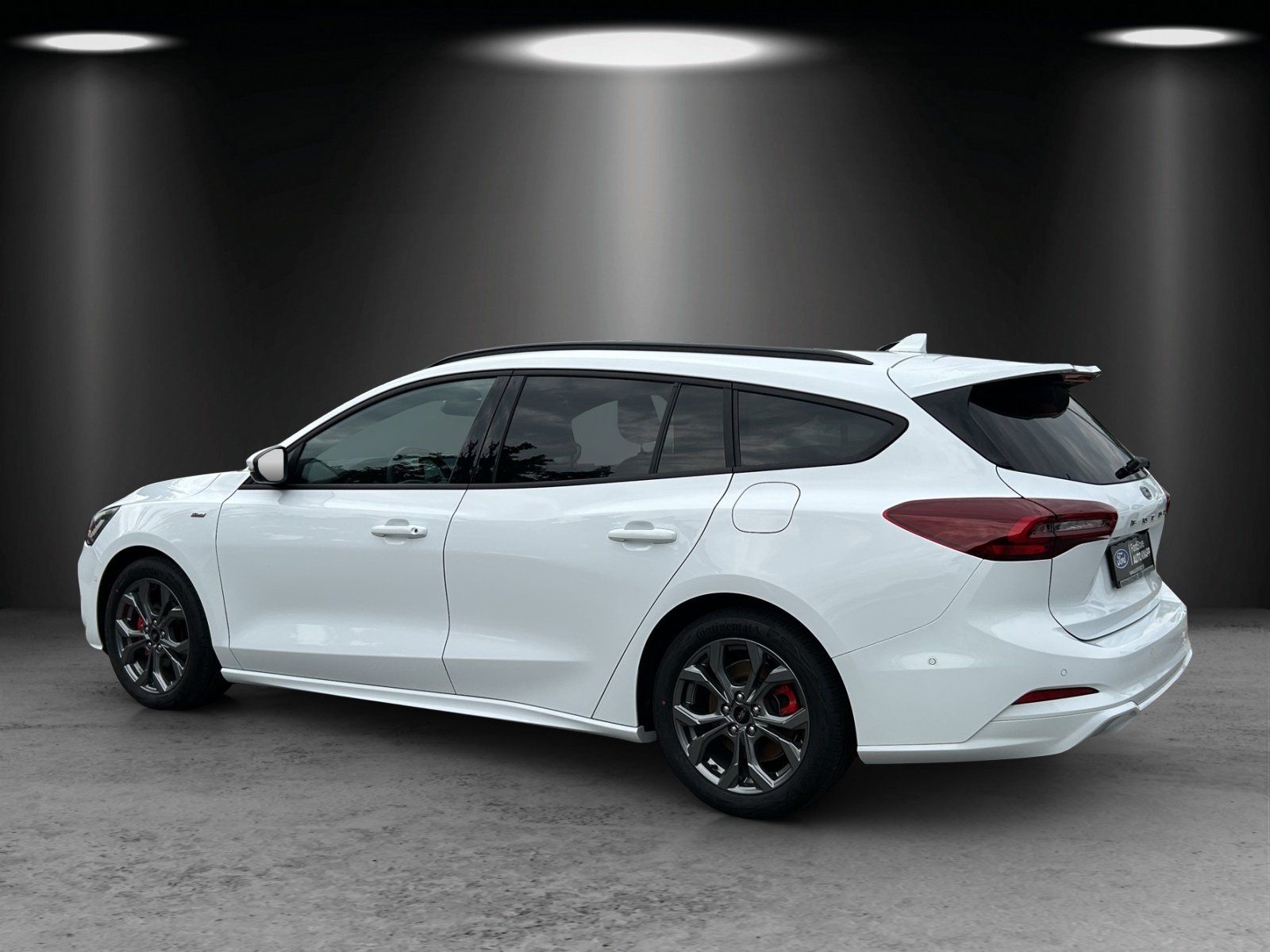 Fahrzeugabbildung Ford Focus Turnier 1,0 Ecoboost ST-Line