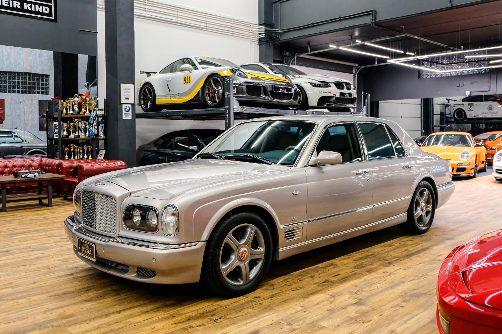 Bentley Arnage Red Label Le Mans Series 1 of 153