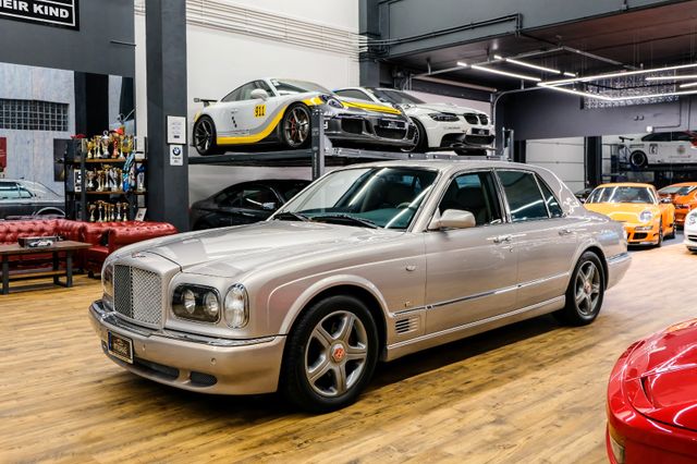 Bentley Arnage Red Label Le Mans Series 1 of 153