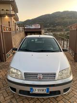 Fiat Punto Classic 1.2 5 porte Active GPL - Fiat Punto mit Benzin-Antrieb: Classic