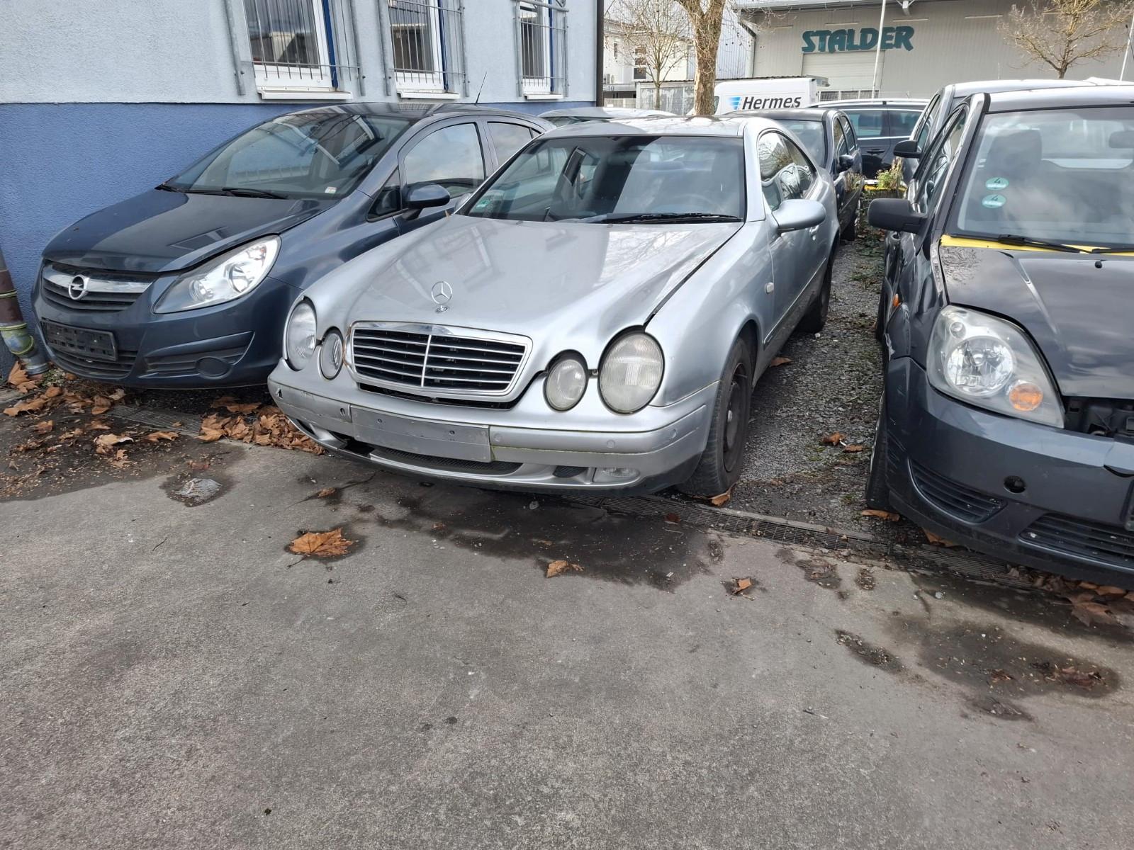 Mercedes-Benz CLK 200 ELEGANCE  Defekt !!